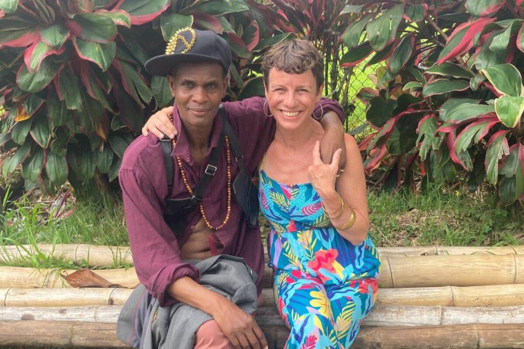 Victoria love stories pull on the heartstrings: ‘Hello ladies, how you doing?’